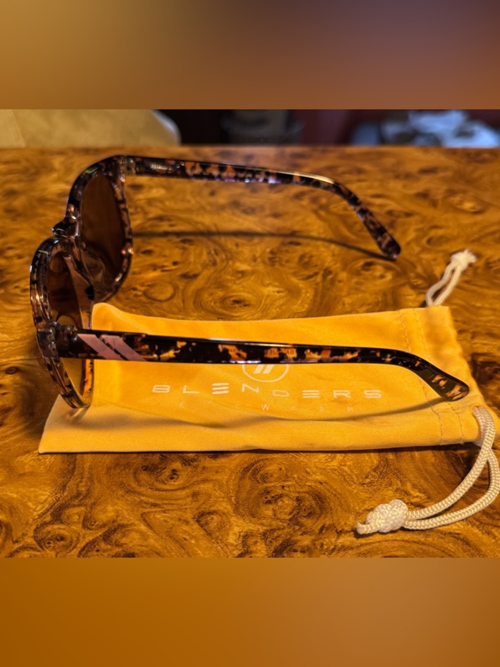 Women’s Blenders Eyewear - Mamba Queen Polarized Sunglasses - Picture 3 of 6